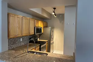 5691 Bentgrass Dr, Sarasota, FL 34235 - Photo 6