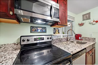 3357 Ramblewood Drive N #3357, Sarasota, FL 34237 - Photo 12