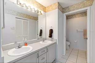 4248 Marseilles Ave, Sarasota, FL 34233 - Photo 16