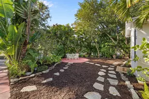 839 40th St, Sarasota, FL 34234 - Photo 4