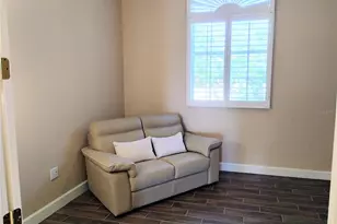 5242 Parisienne Pl, Sarasota, FL 34238 - Photo 32