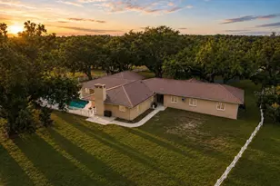 1160 Wagon Wheel Dr, Sarasota, FL 34240 - Photo 2