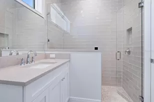 1876 Magnolia St, Sarasota, FL 34239 - Photo 26