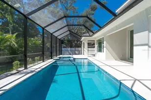 1876 Magnolia St, Sarasota, FL 34239 - Photo 38