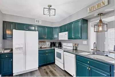 3224 Williamsburg Street, Sarasota, FL 34231 - Photo 10