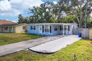 3224 Williamsburg St, Sarasota, FL 34231 - Photo 1