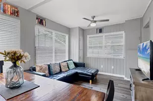 3224 Williamsburg St, Sarasota, FL 34231 - Photo 14