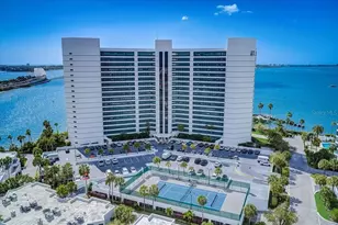 988 Boulevard of the Arts, Sarasota, FL 34236 - Photo 2