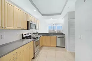 988 Boulevard of the Arts, Sarasota, FL 34236 - Photo 4