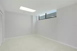 988 Boulevard of the Arts, Sarasota, FL 34236 - Photo 6