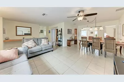 3013 Yarmouth Drive W, Bradenton, FL 34205 - Photo 8