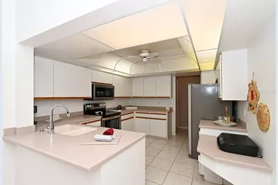 3866 Surrey Court, Sarasota, FL 34235 - Photo 22