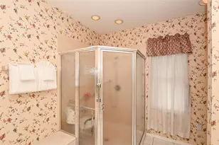 3866 Surrey Ct, Sarasota, FL 34235 - Photo 30