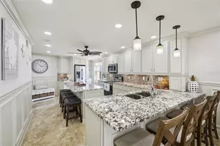 5770 Midnight Pass Rd, Sarasota, FL 34242 - Photo 4