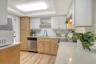 101 Whispering Sands Dr, Sarasota, FL 34242 - Photo 22