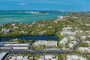 101 Whispering Sands Dr, Sarasota, FL 34242 - Photo 2