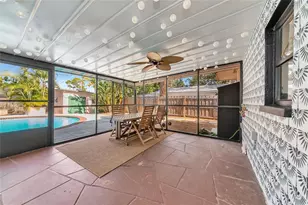 2835 Williamsburg St, Sarasota, FL 34231 - Photo 32