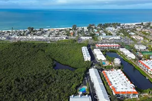 3601 E Bay Dr, Holmes Beach, FL 34217 - Photo 2