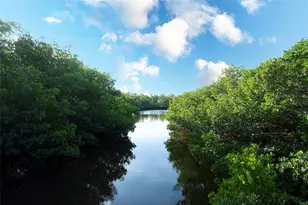 3601 E Bay Dr, Holmes Beach, FL 34217 - Photo 28