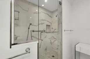 350 Golden Gate Point, Sarasota, FL 34236 - Photo 26