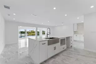 910 Bayshore Dr, Terra Ceia, FL 34250 - Photo 24