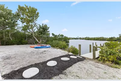 910 Bayshore Drive, Terra Ceia, FL 34250 - Photo 44