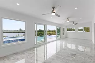 910 Bayshore Dr, Terra Ceia, FL 34250 - Photo 26