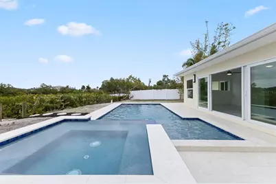 910 Bayshore Drive, Terra Ceia, FL 34250 - Photo 38