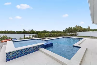 910 Bayshore Drive, Terra Ceia, FL 34250 - Photo 38