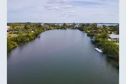 910 Bayshore Drive, Terra Ceia, FL 34250 - Photo 52