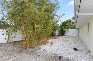 910 Bayshore Dr, Terra Ceia, FL 34250 - Photo 50