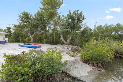 910 Bayshore Drive, Terra Ceia, FL 34250 - Photo 44