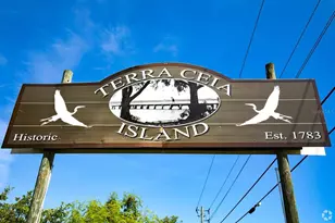 910 Bayshore Dr, Terra Ceia, FL 34250 - Photo 60