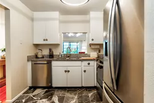 322 Timber Lake Dr, Bradenton, FL 34210 - Photo 8