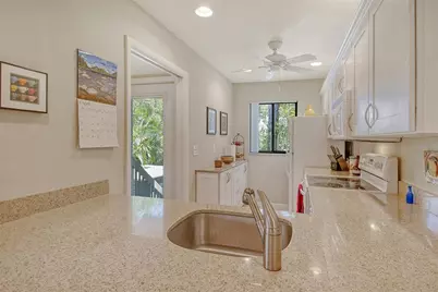 1720 Glenhouse Drive #GL430, Sarasota, FL 34231 - Photo 14