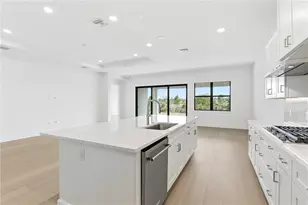 19090 Roble Ct, Venice, FL 34293 - Photo 6