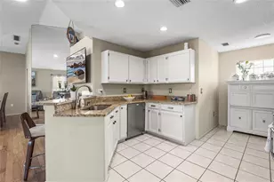 4235 Placid Dr, Sarasota, FL 34243 - Photo 22