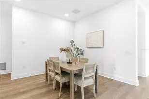 19040 Wisdom Ln, Venice, FL 34293 - Photo 8