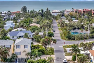 303 58th St, Holmes Beach, FL 34217 - Photo 86