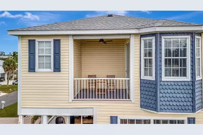 303 58th Street, Holmes Beach, FL 34217 - Photo 4