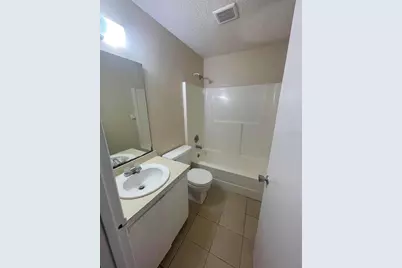 890 Mecca Drive #4, Sarasota, FL 34234 - Photo 6