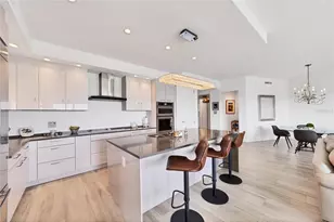 1155 N Gulfstream Ave, Sarasota, FL 34236 - Photo 14