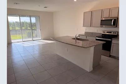 17534 Crescent Moon Loop, Bradenton, FL 34211 - Photo 4