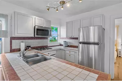 918 16th Street W, Bradenton, FL 34205 - Photo 12