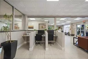 7150 N Tamiami Trl, Sarasota, FL 34243 - Photo 8