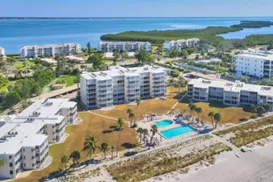 4825 Gulf of Mexico Dr, Longboat Key, FL 34228 - Photo 2