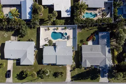 305 67th Street, Holmes Beach, FL 34217 - Photo 40