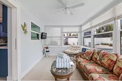 305 67th Street, Holmes Beach, FL 34217 - Photo 32