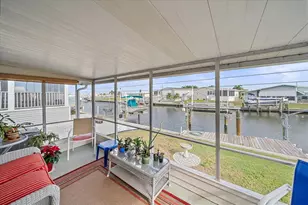 220 Bimini Dr, Palmetto, FL 34221 - Photo 36