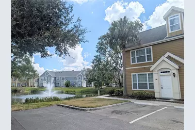 5611 Bidwell Parkway #205, Sarasota, FL 34233 - Photo 2